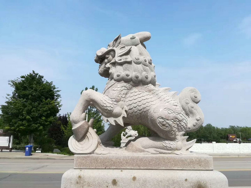 摆狮子像要考虑地形地势