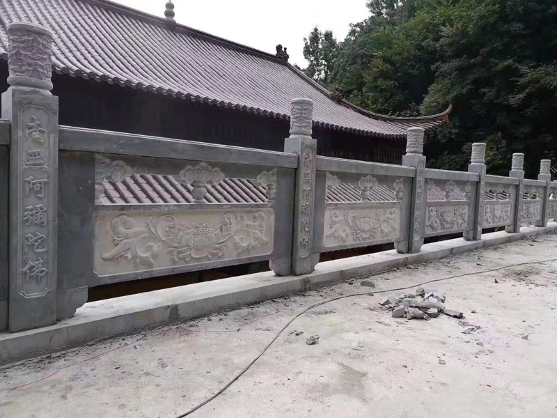 石栏杆