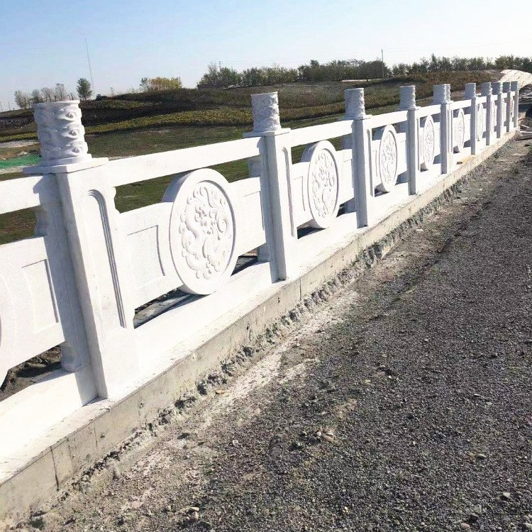石栏杆